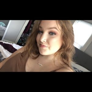 Meet your Posher, Lexi